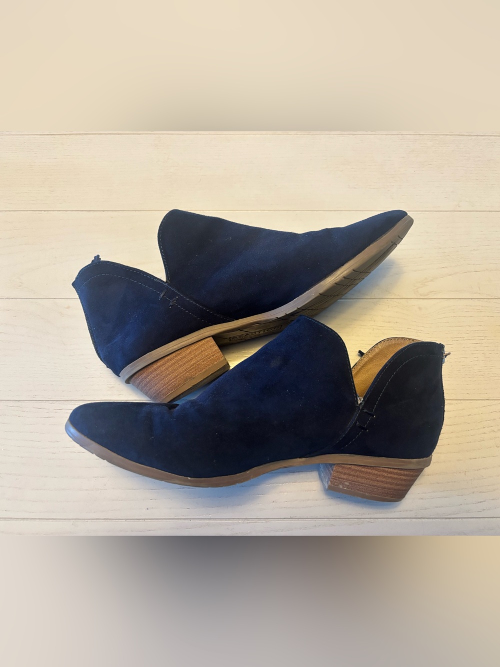 Kenneth Cole Reaction Navy Suede Ankle Booties